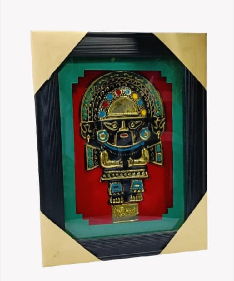 Cuadro Tumi de bronce — borde verde
